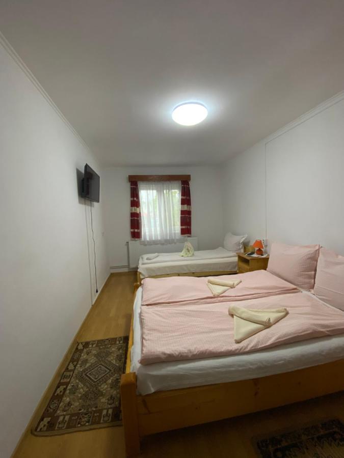 Hotel Dobra Haz Covasna Exterior foto