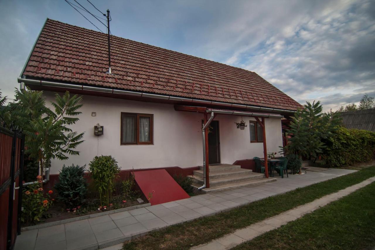 Hotel Dobra Haz Covasna Exterior foto